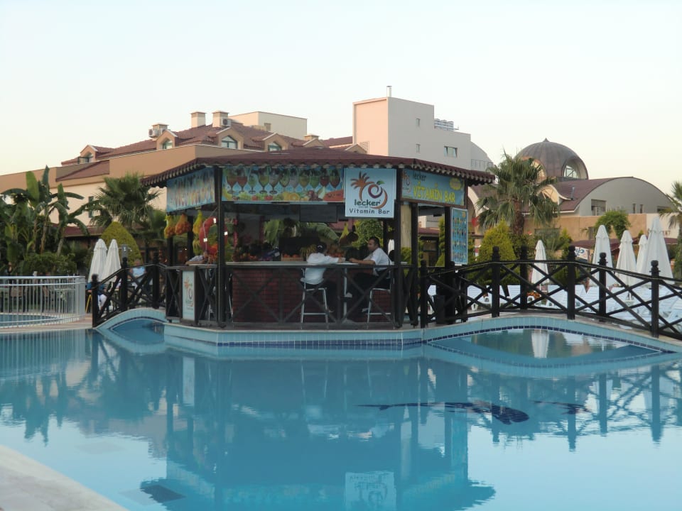 "Saftbar" Grand Seker Hotel