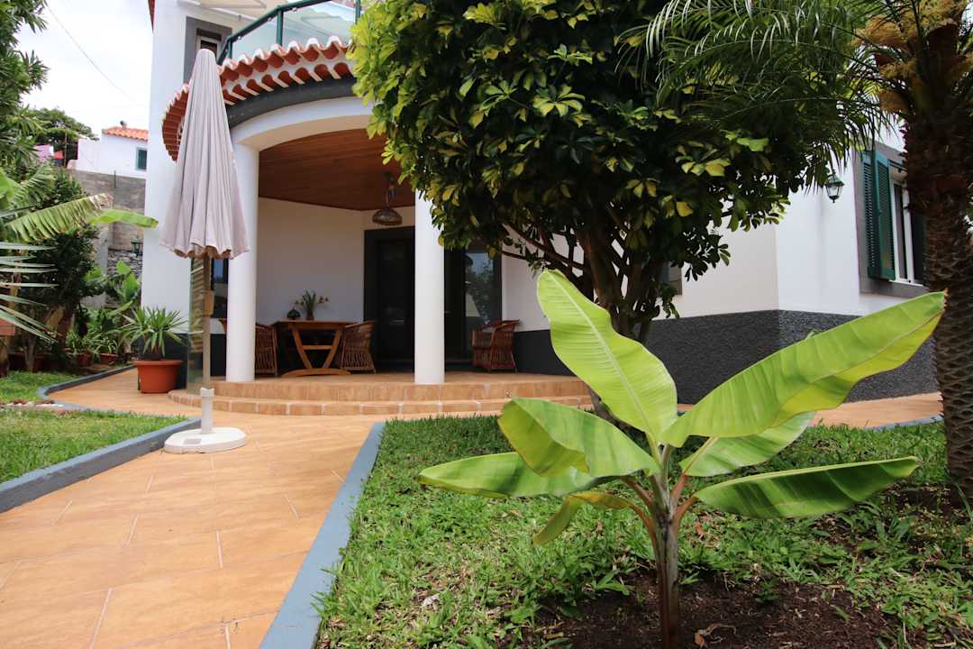 Gartenanlage Villa Dragoeiro