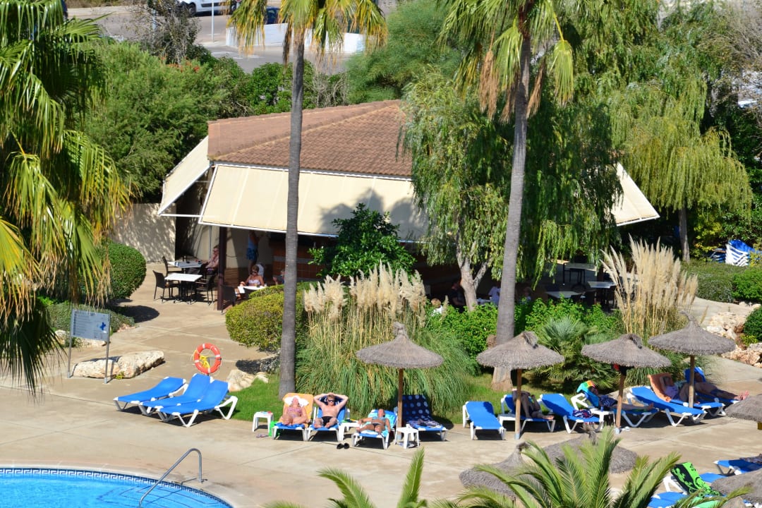 Poolbar Garbí Cala Millor