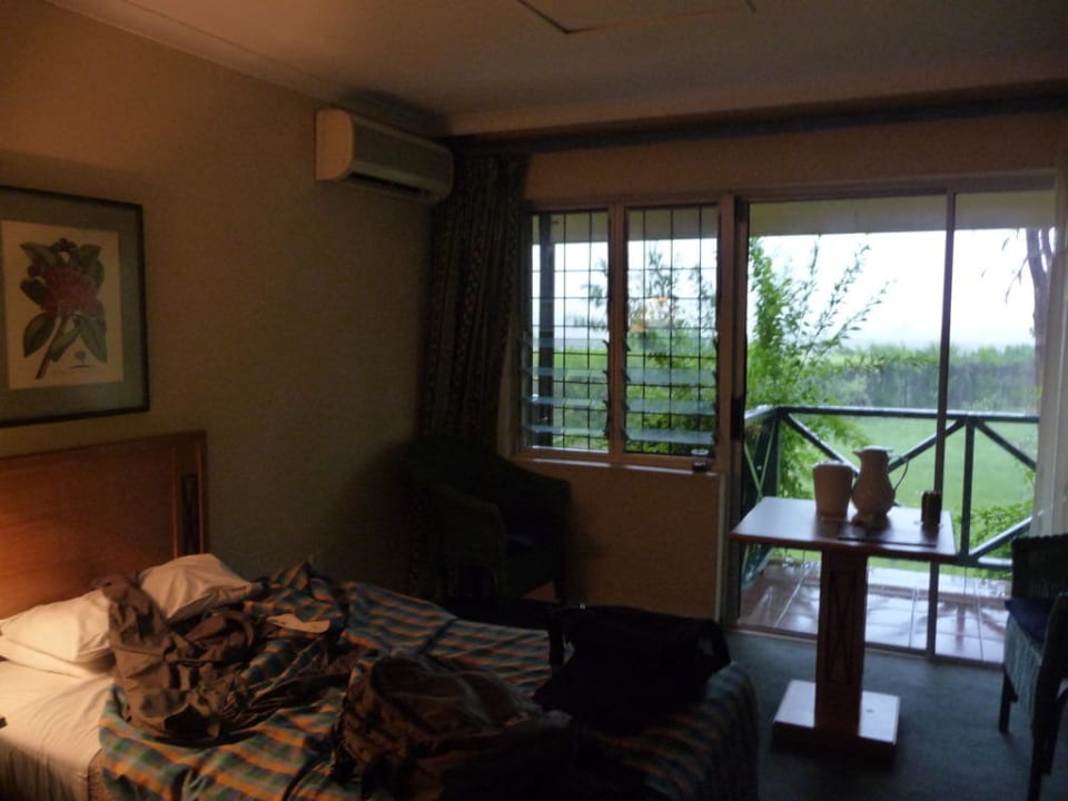 Zimmer Riley's Hotel