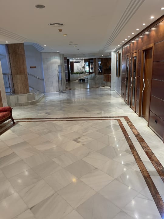 Lobby Hotel Serrano Palace