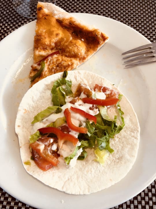 Gastro alltoura Club Hotel Akeah Broncemar