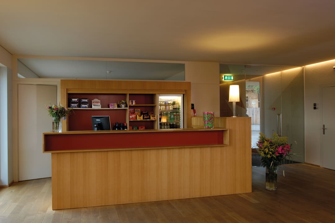 Lobby Jugendherberge Valbella