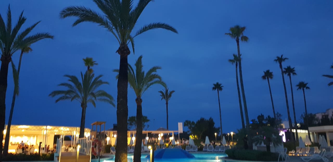 Pool Protur Vista Badia Aparthotel