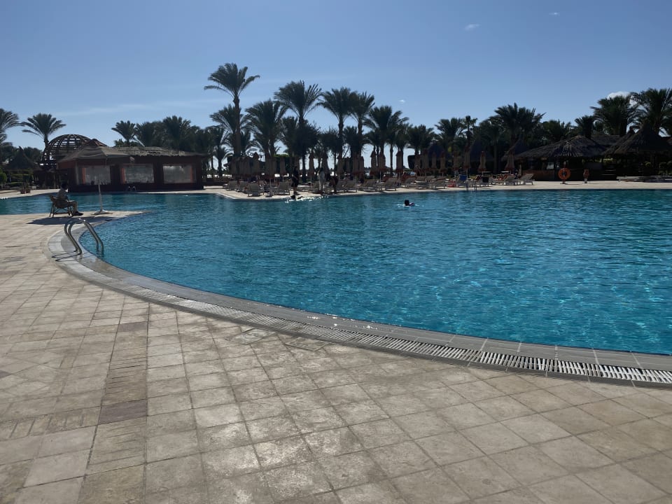 Pool Siva Grand Beach
