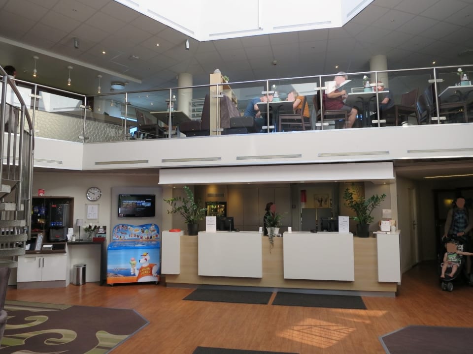 Lobby Good Morning Arlanda