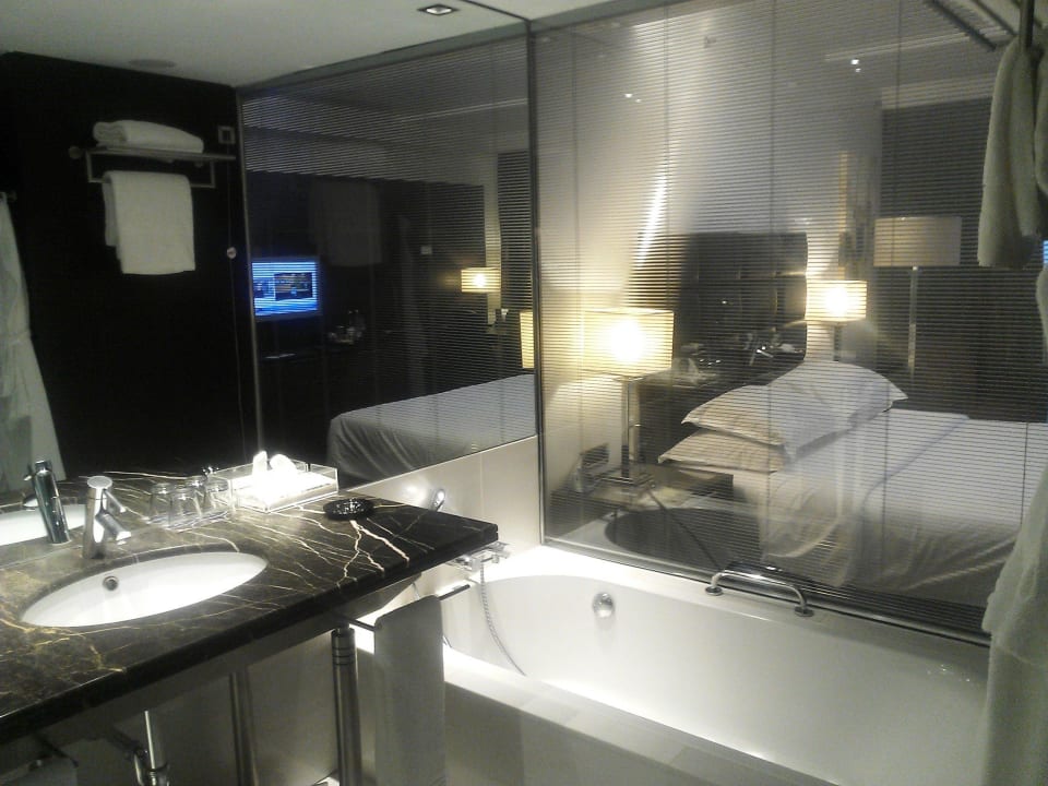 Bathroom Sheraton Porto Hotel & Spa