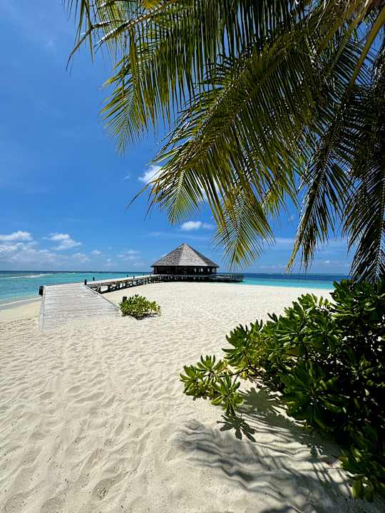 Strand Vilamendhoo Island Resort & Spa