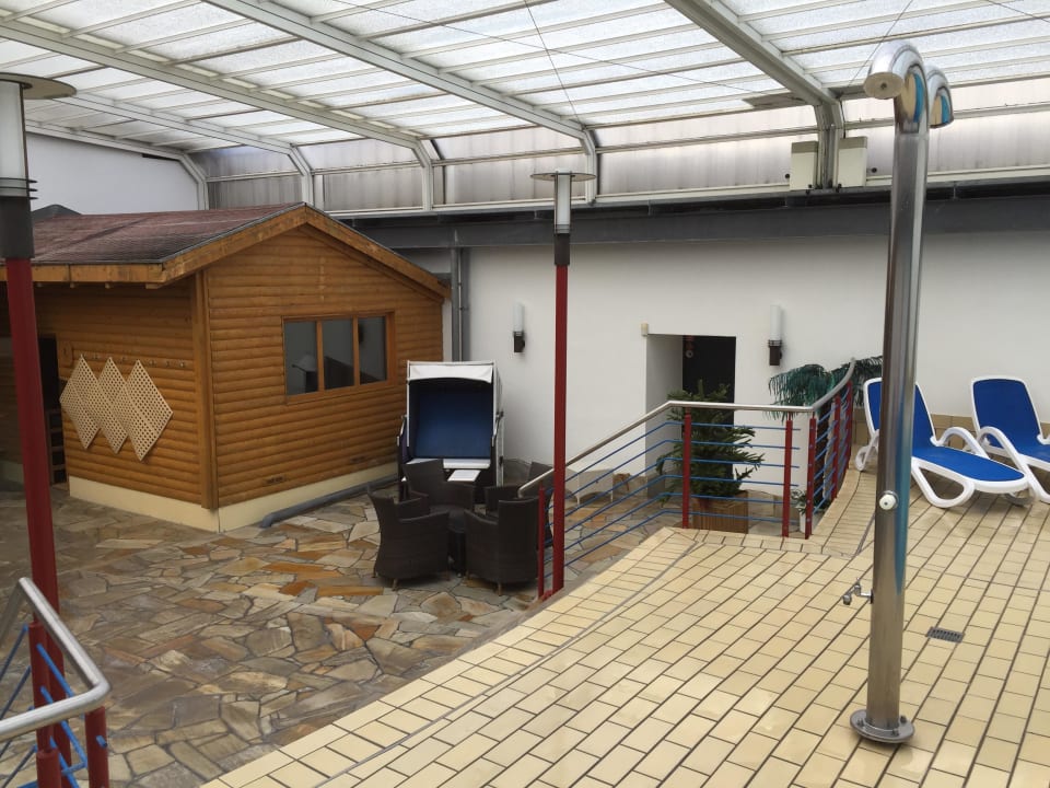 Recht ordentlich aber kühl das Bad Hotelpark Stadtbrauerei Arnstadt