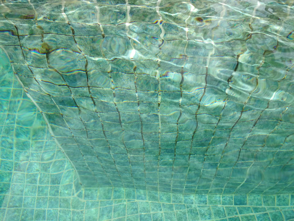 Verdeckt und mit Schimmelbildung Al Bustan Palace - A Ritz-Carlton Hotel