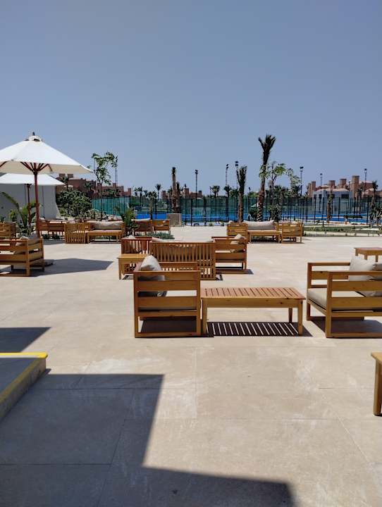 Gartenanlage Diamond Beach by Pearl Resort