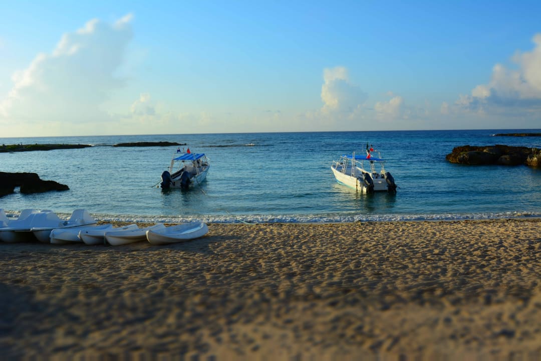 Seichter Sandstrand Grand Sirenis Riviera Maya Resort & Spa