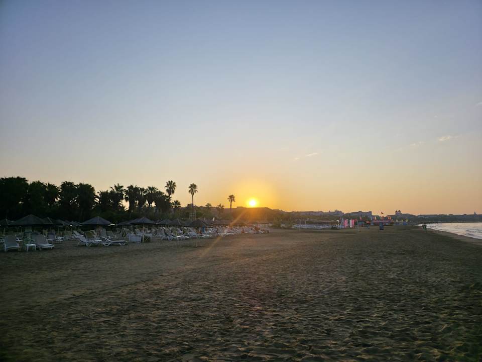 Strand Hotel Defne Garden