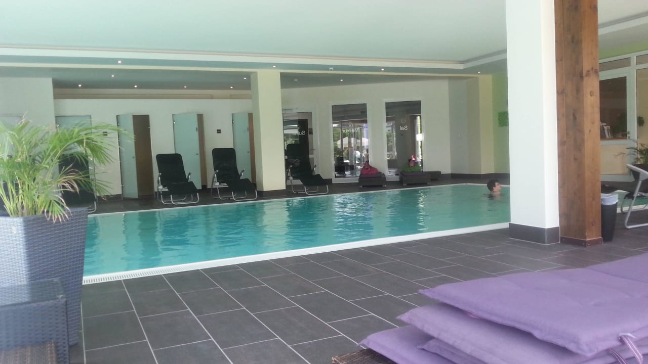 Innen Pool 32 Grad Hotel Holzapfel