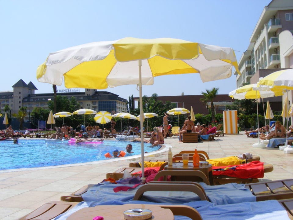 Poolbereich Solivia Hotel