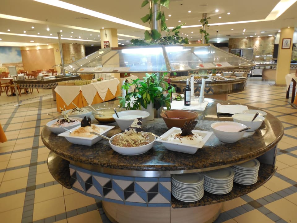 Büffet, sehr lecker Alua Suites Fuerteventura