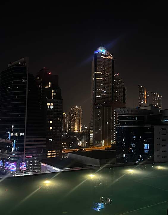 Pool Eastin Grand Hotel Sathorn