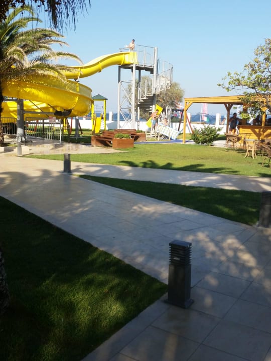 Rutsche - Kinderbecken- Beachbar Mitsis Faliraki