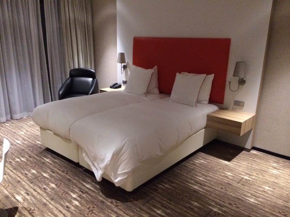 Das Doppelbett Van der Valk Hotel A4 Schiphol