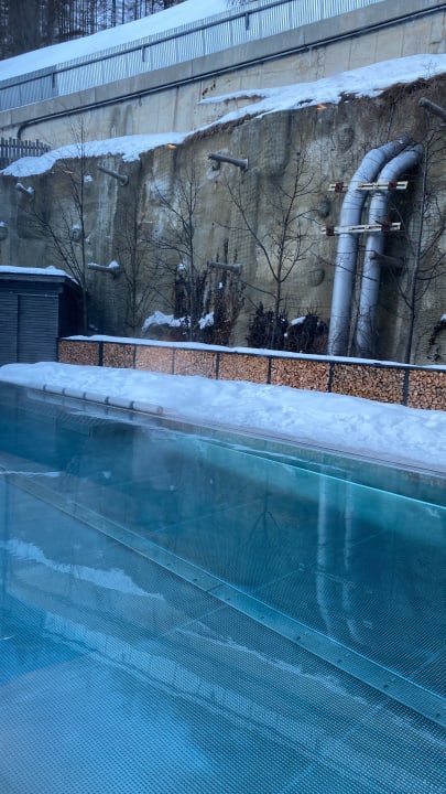 Pool Bergland Sölden Design- und Wellnesshotel