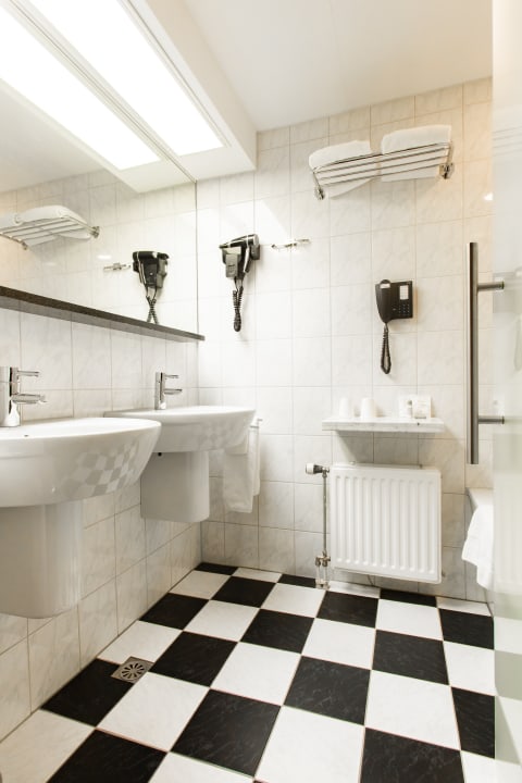 Zimmer Golden Tulip Hotel Central