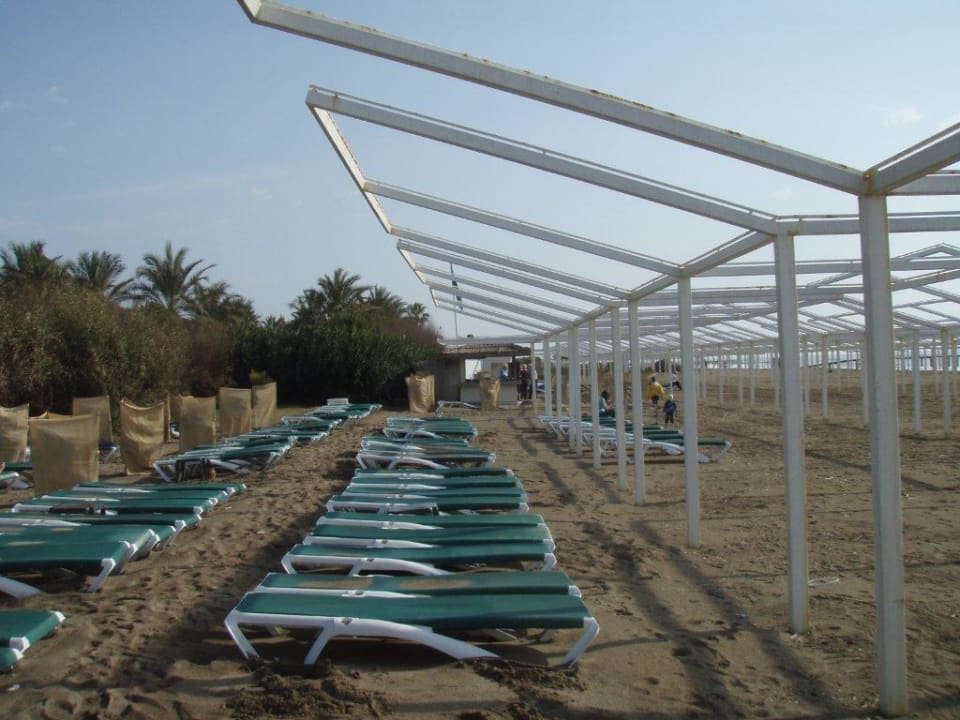 Strand im Januar 2013 Royal Wings Hotel