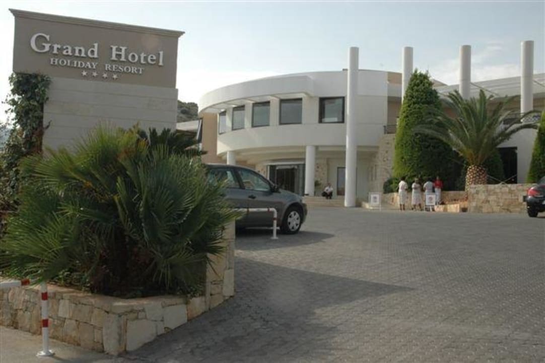 Haupthaus Grand Hotel Holiday Resort