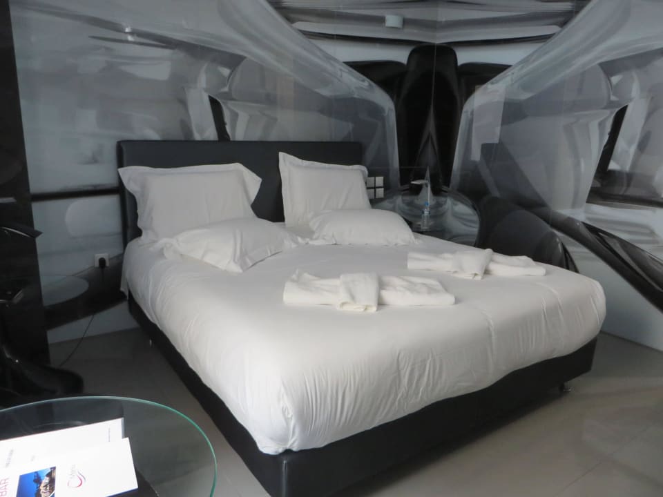 Zimmer 1 Athens La Strada