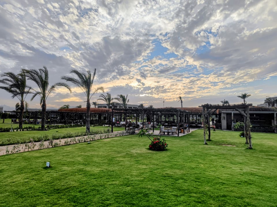 Außenansicht Steigenberger Resort Ras Soma