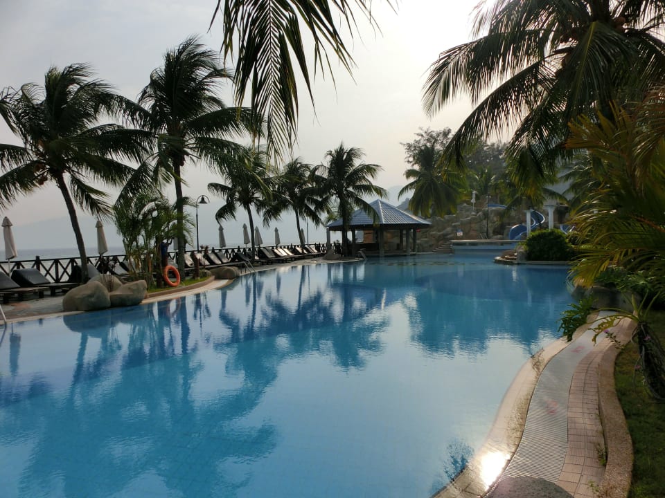 Pool Berjaya Tioman Resort