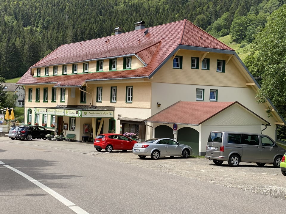 Außenansicht Naturparkhotel Grüner Baum