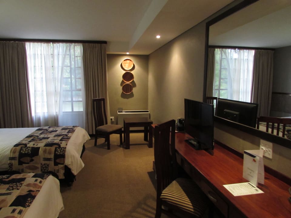 Zimmer Pine Lake Inn