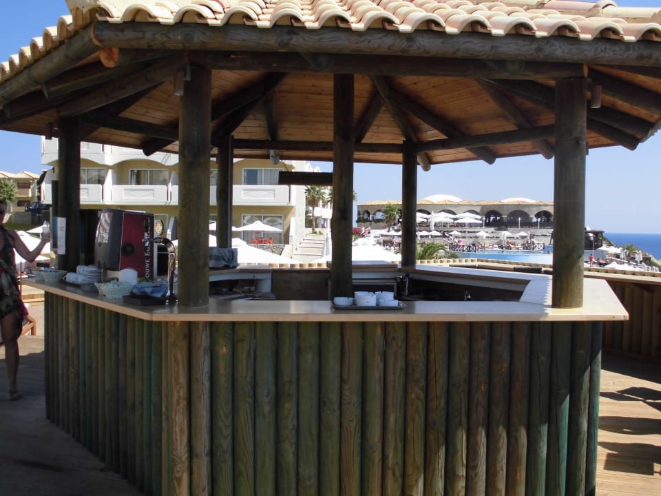 Bar bei den Sonnenterrassen Hotel Kalithea Horizon Royal