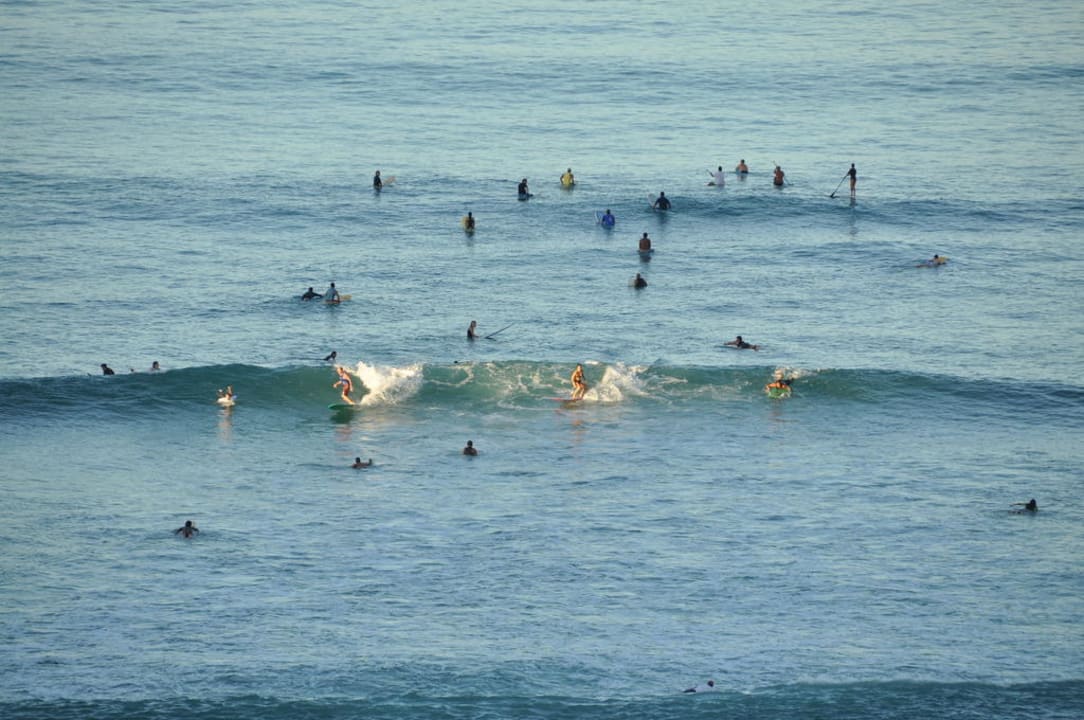 Blick vom Balkon Hotel Aston Waikiki Circle