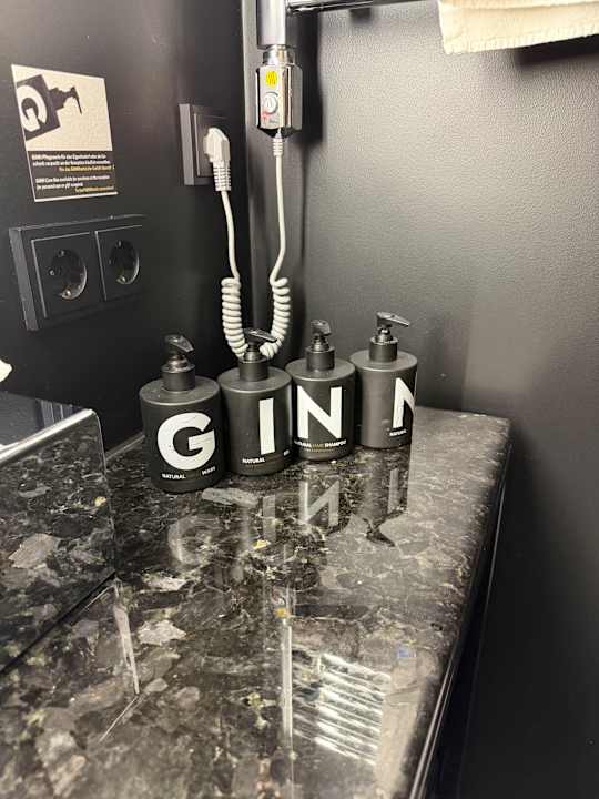 Zimmer GINN Hotel Hamburg Elbspeicher