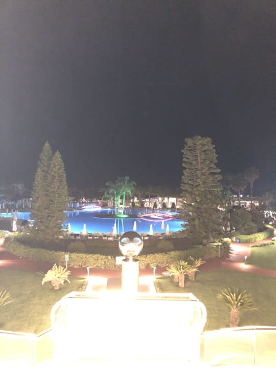 Pool Hotel Miracle Resort