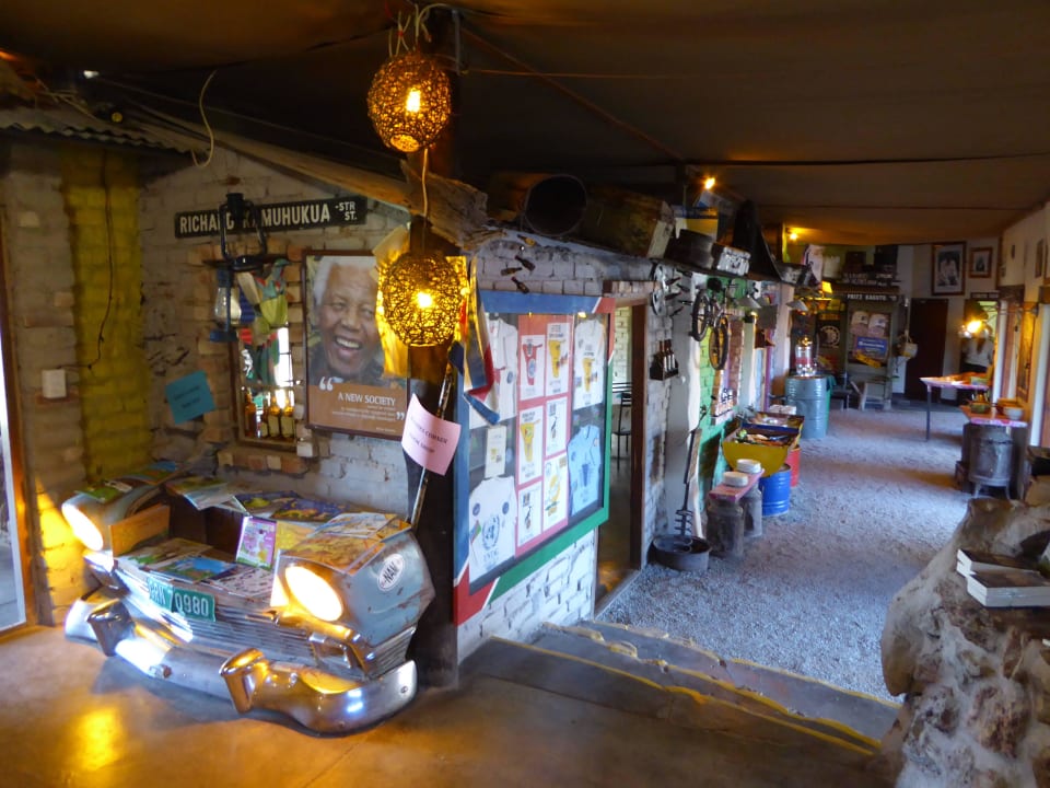 Eingang Etosha Safari Camp