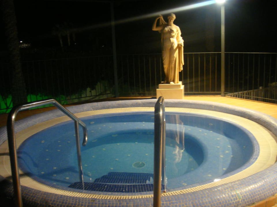 Jacuzzi bei Nacht Hotel Riu Palace Maspalomas Adults Only