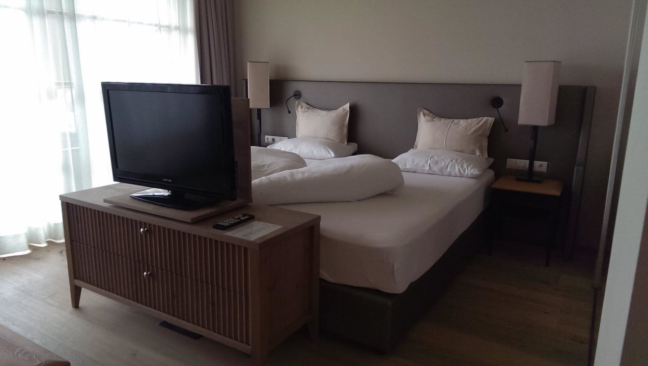 Garten-Chalet mit drehbarem TV Hotel Chalet Mirabell