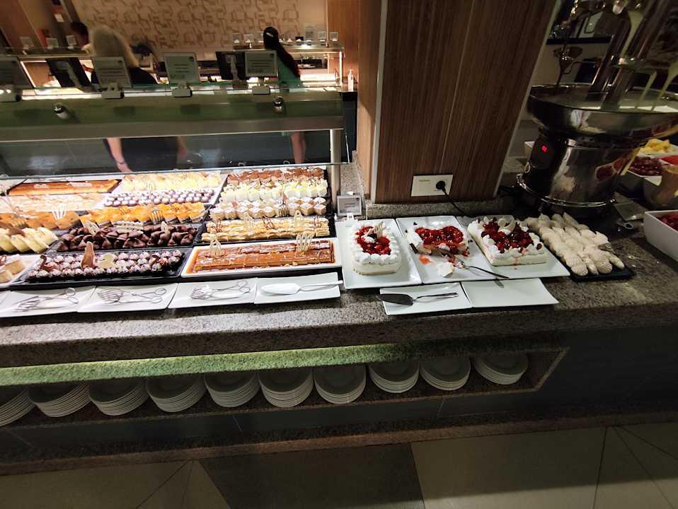 Gastro Hotel Riu Karamboa