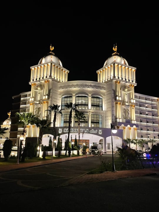 Außenansicht Oz Hotels Sui Resort