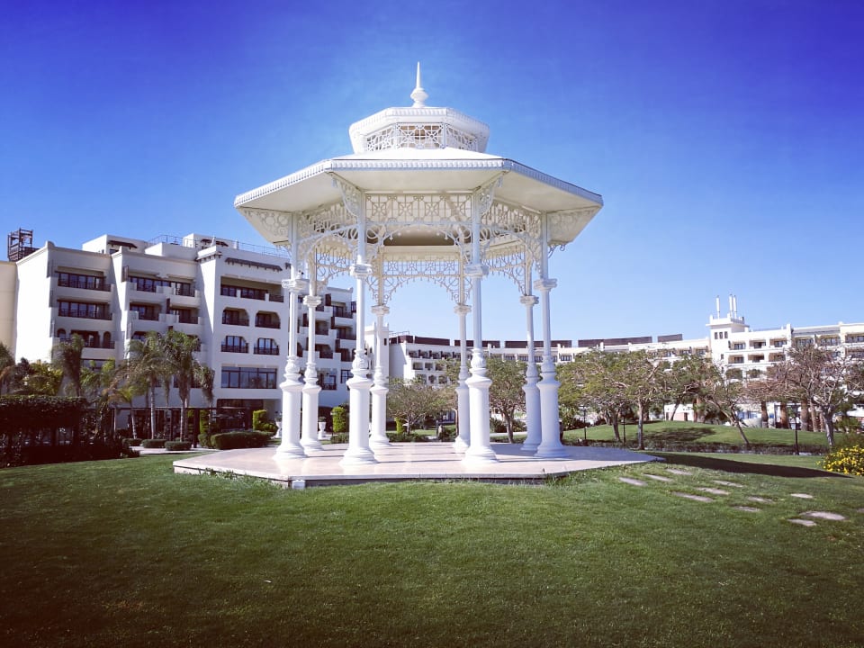 Gartenanlage Steigenberger ALDAU Beach Hotel