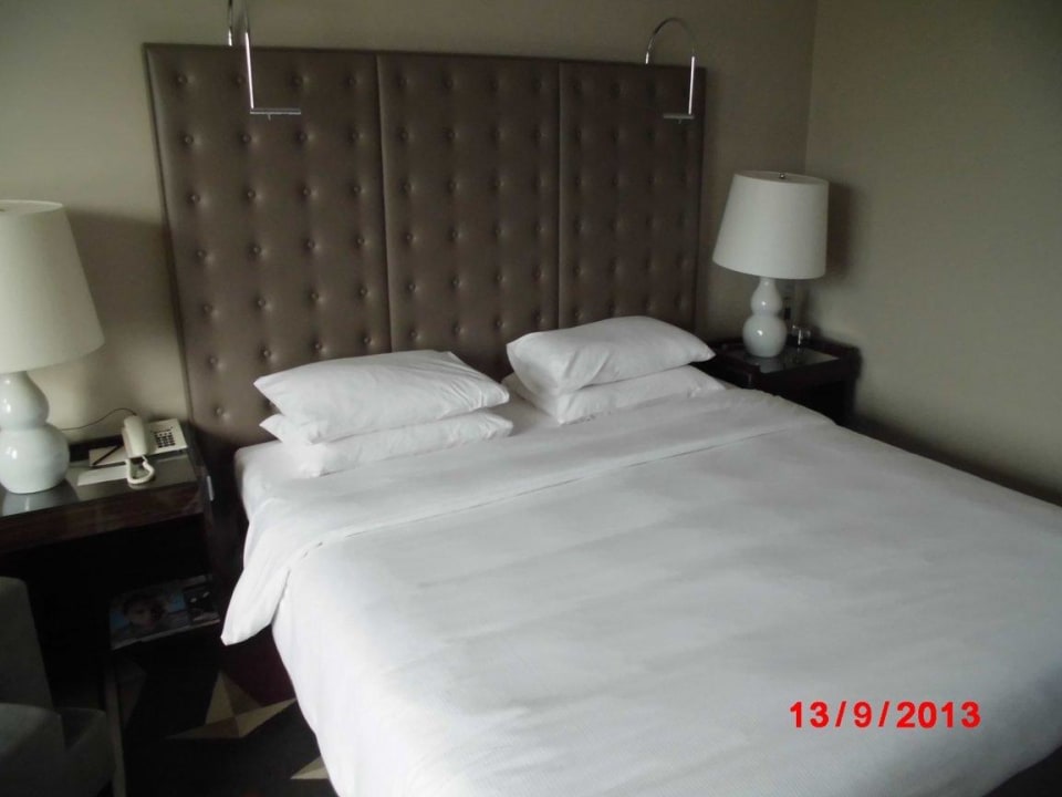 Bett Hyatt Regency Köln