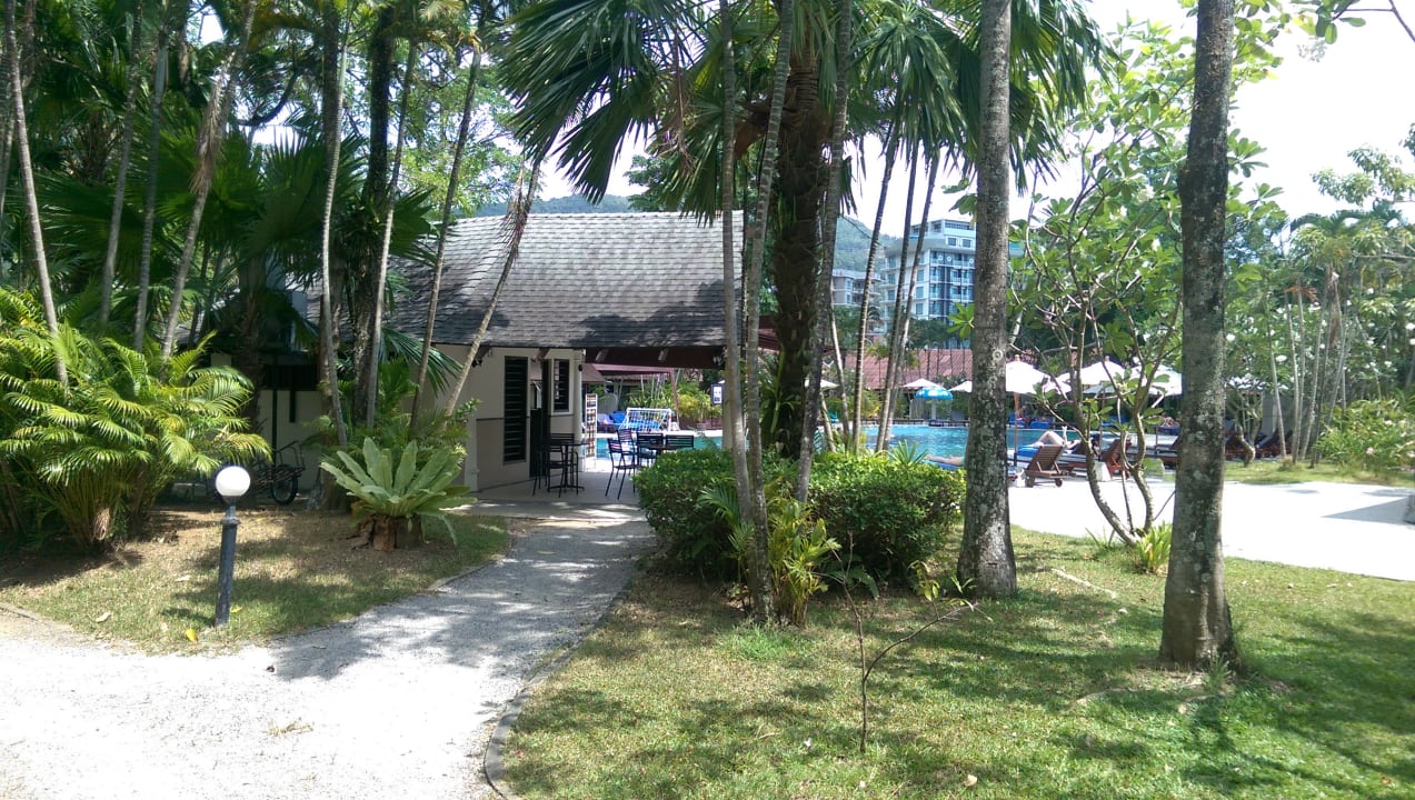 Gartenanlage Deevana Patong Resort & Spa