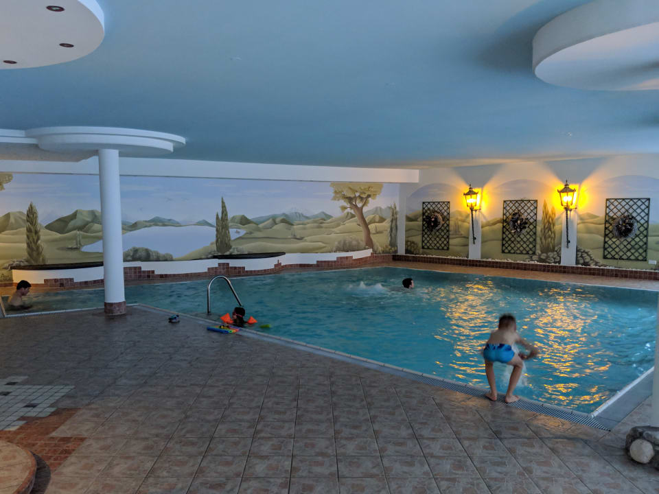 Pool Berghotel Hochfügen