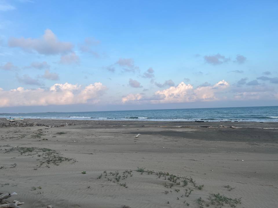Strand Tambo Marina Eco Hostal