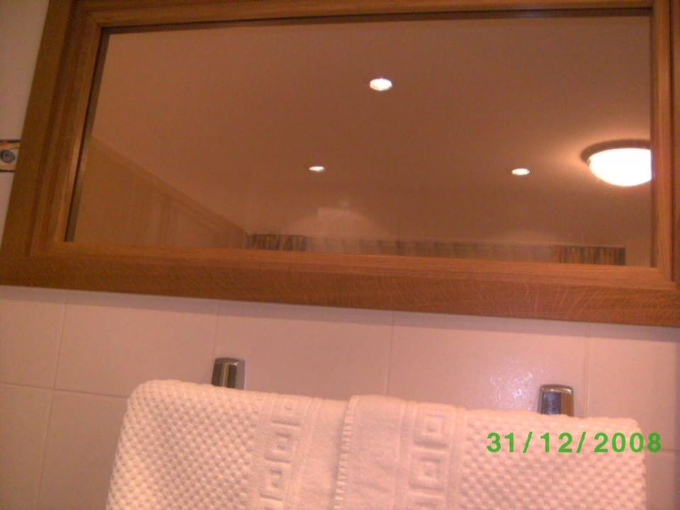 Bad/WC - Sichtfenster zum Schlafzimmer Hotel Apollo