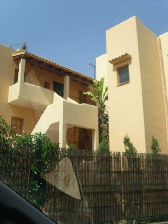 Das Hotel Apartamentos Playa Ferrera