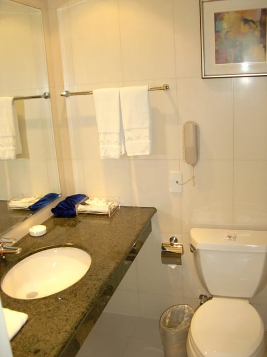 Badezimmer Ramada Plaza Riverside Hangzhou