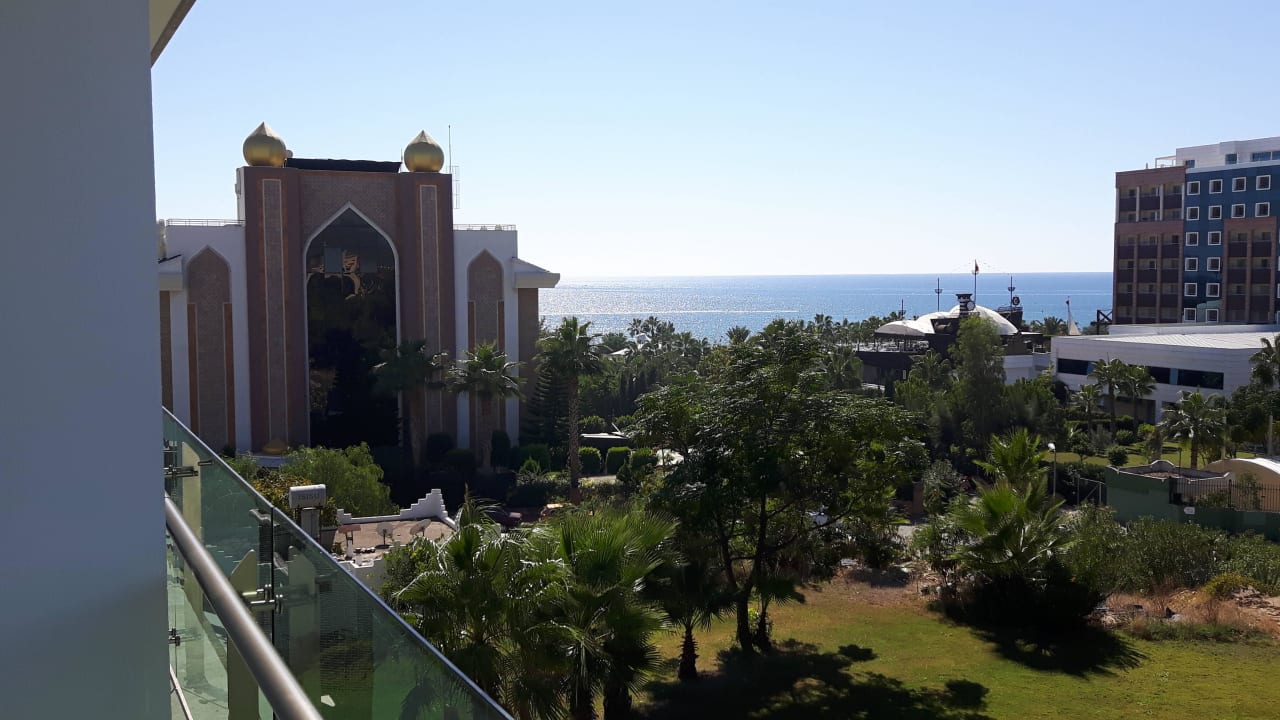 Blick vom Balkon Side Sunport Hotel & Spa